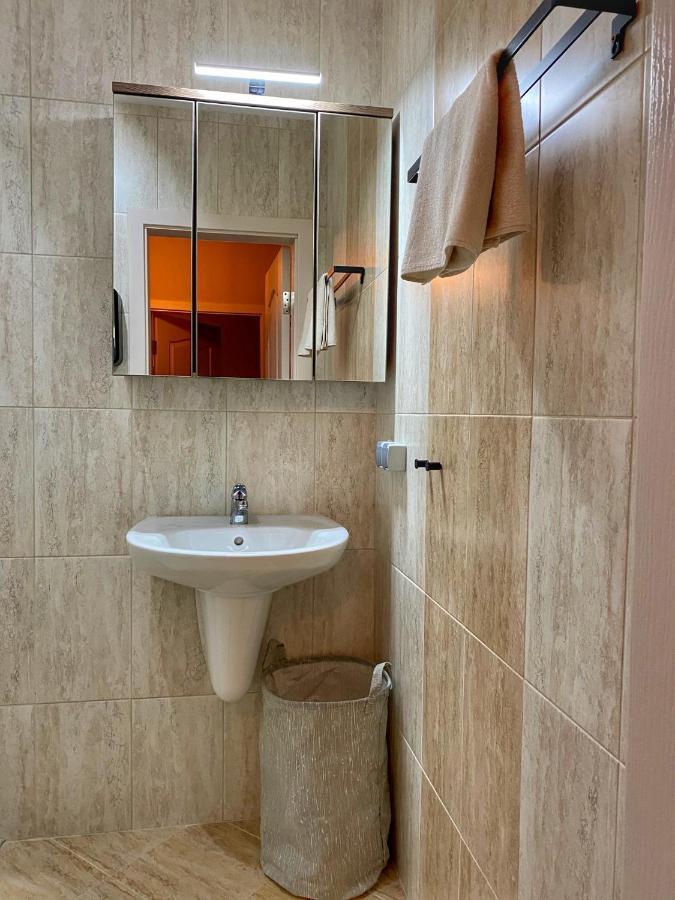 Stylish Urban Apart New 2021 Close To The Beach Warna Exterior foto